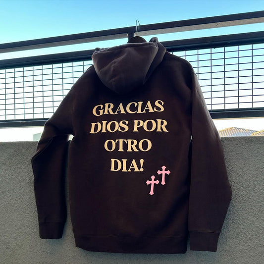 Gracias Dios Por Otro Dia Graphic Print Hoodie