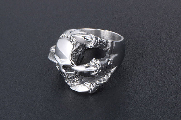 Men's Retro Punk Titanium Steel Skull Ring