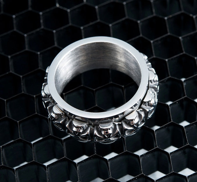 Men's Vintage Skull Turn Ring